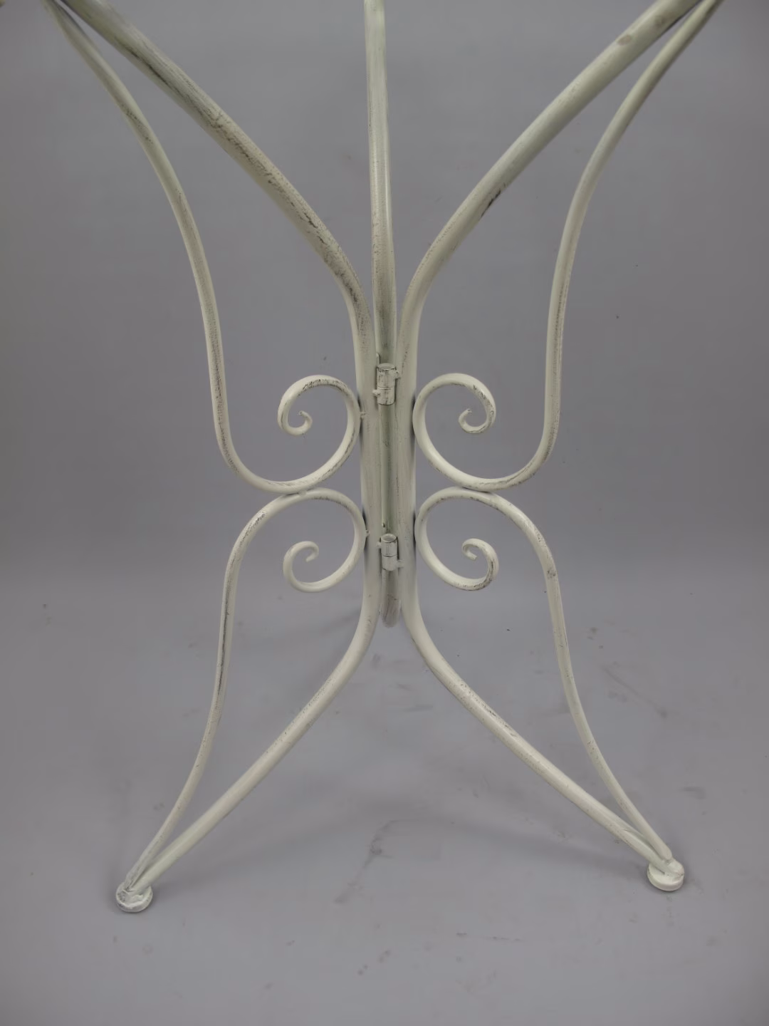 Brocante klassieke tuinset wit 6 Brocante klassieke tuinset wit - Afbeelding 6