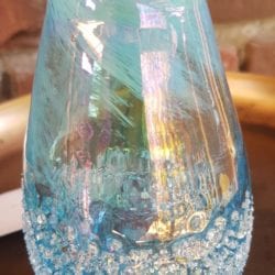 Vaasje blauw parelmoer glas