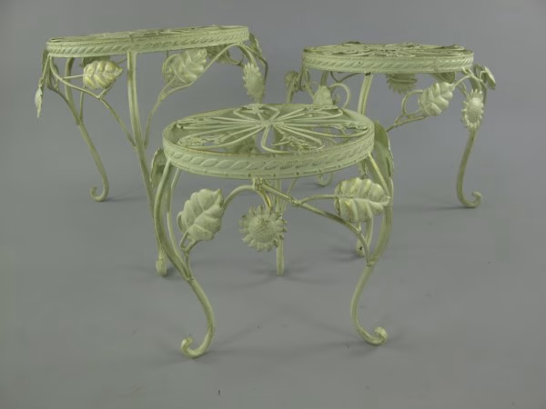 Bijzettafel metaal set oud wit 1 Bijzettafel metaal set oud wit