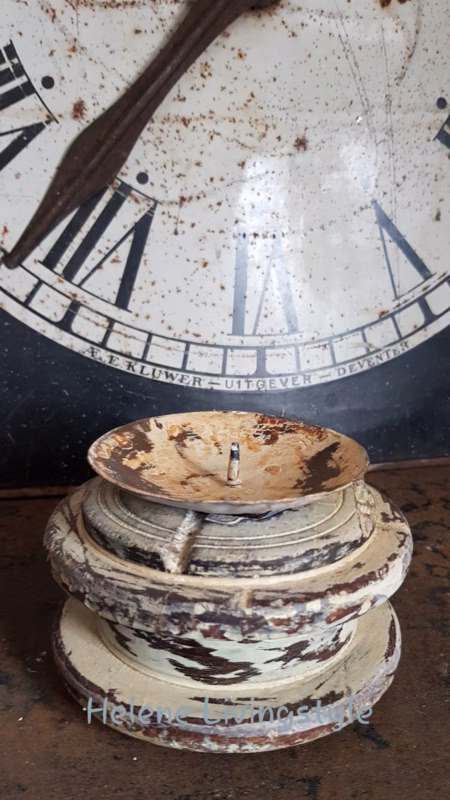 Stoere kandelaar gemaakt van een spoel 1 Stoere kandelaar gemaakt van een spoel