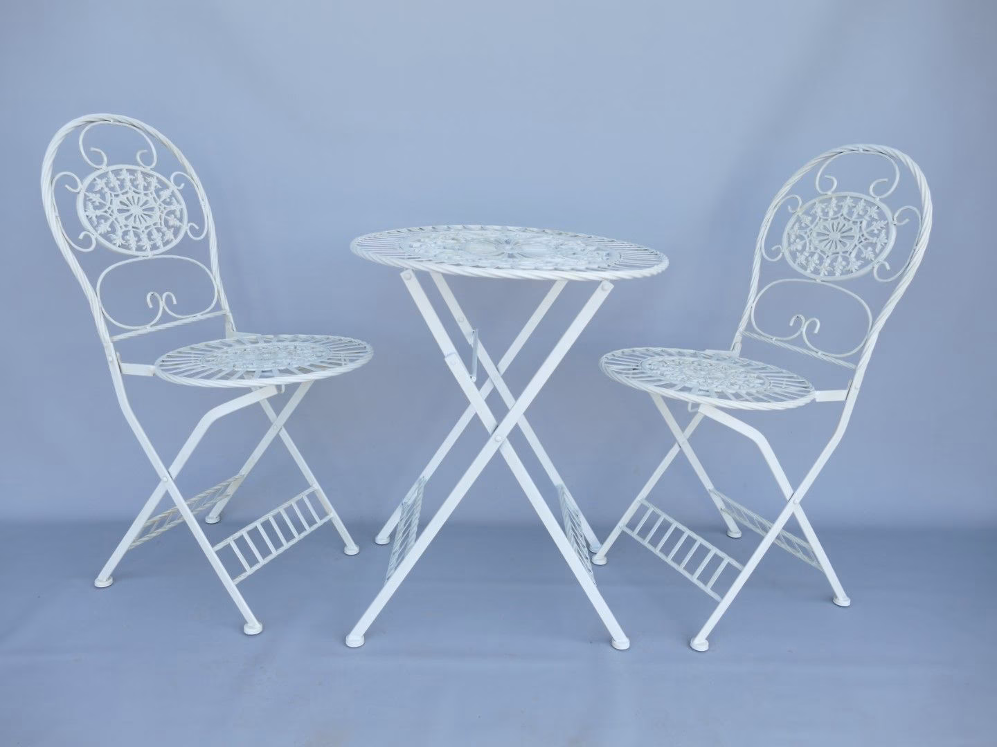 Brocante klassieke tuinset wit 4 Brocante klassieke tuinset wit