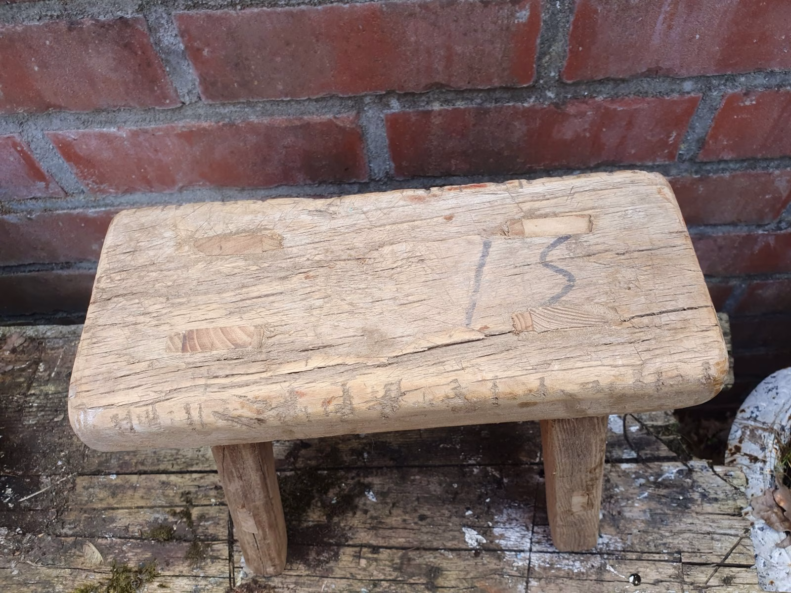 Landelijke houten krukje bankje 3 Landelijke houten krukje bankje - Afbeelding 3