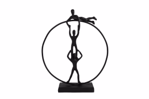 Sculptuur "spelende kinderen in ring" metaal