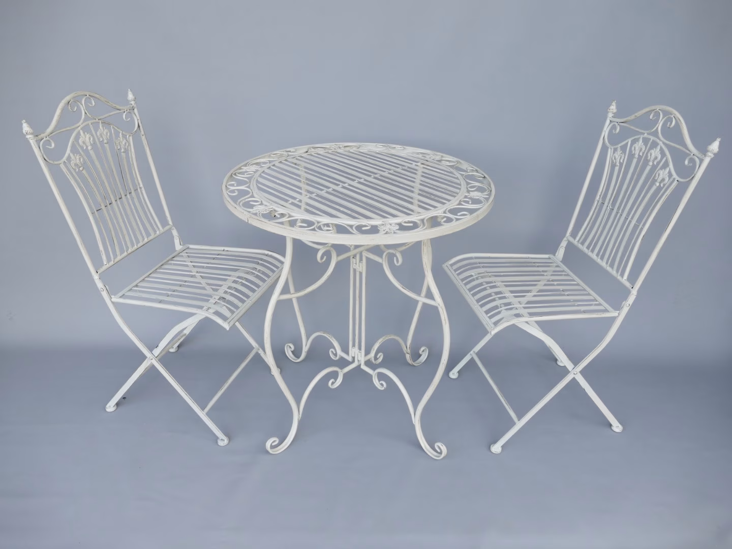 Brocante klassieke tuinset wit 1 Brocante klassieke tuinset wit