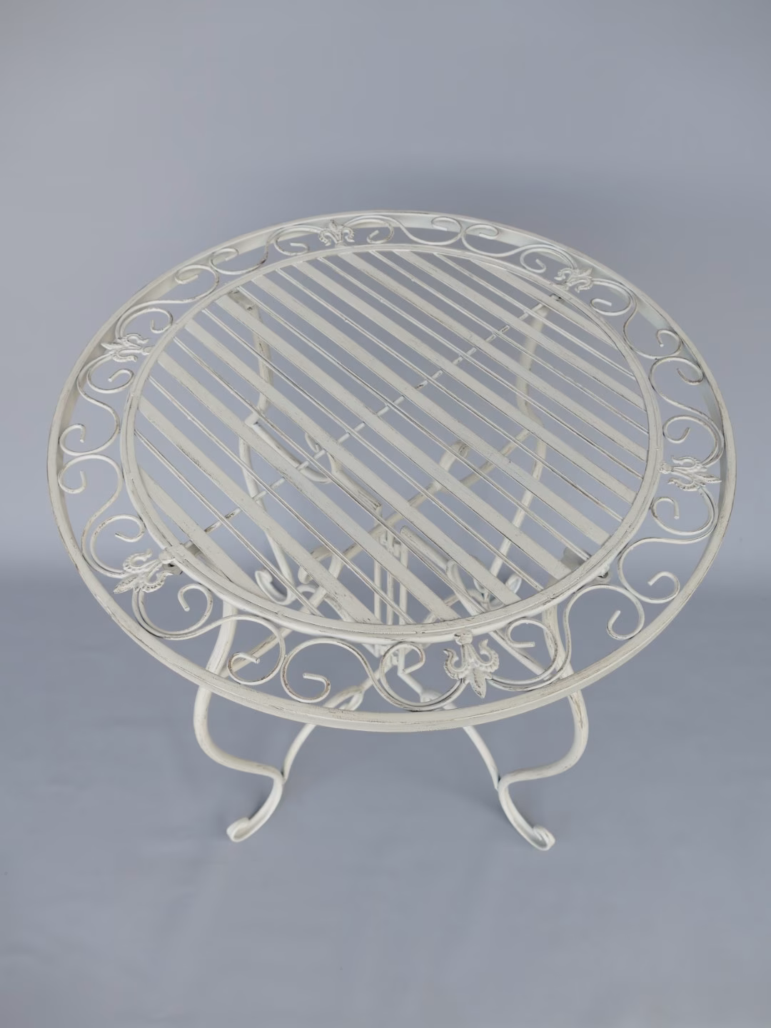 Brocante klassieke tuinset wit 4 Brocante klassieke tuinset wit - Afbeelding 4