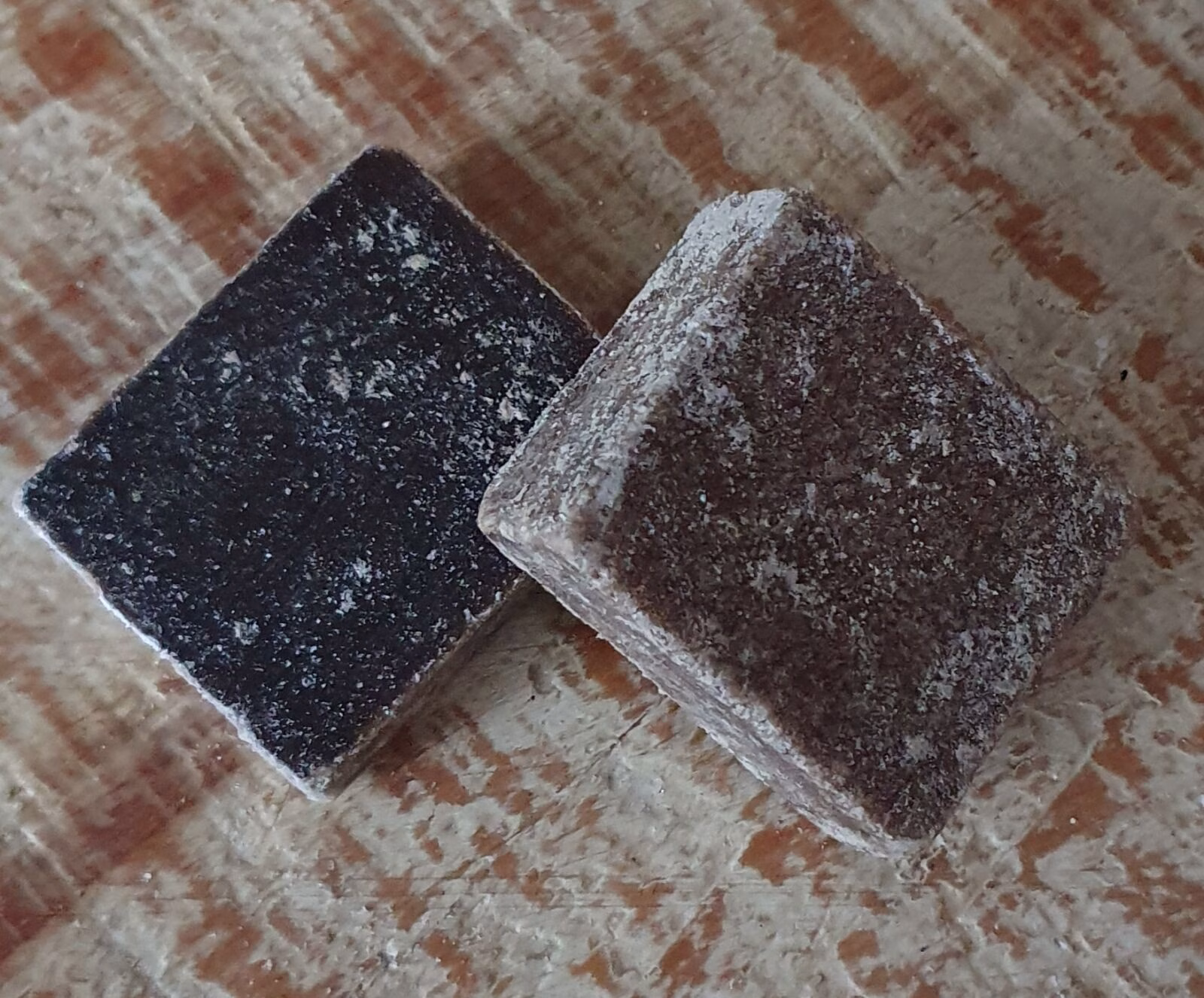Geurblok black amber maroc 1 Geurblok black amber maroc