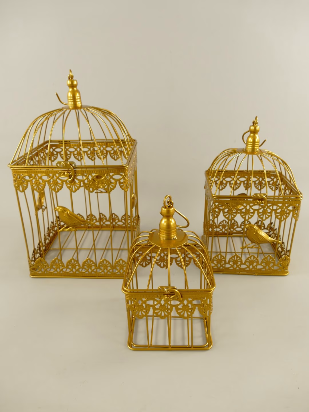 Vogelkooi set van drie goud 1 Vogelkooi set van drie goud