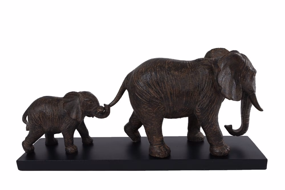 Olifant sculptuur familie olifant 1 Olifant sculptuur familie olifant
