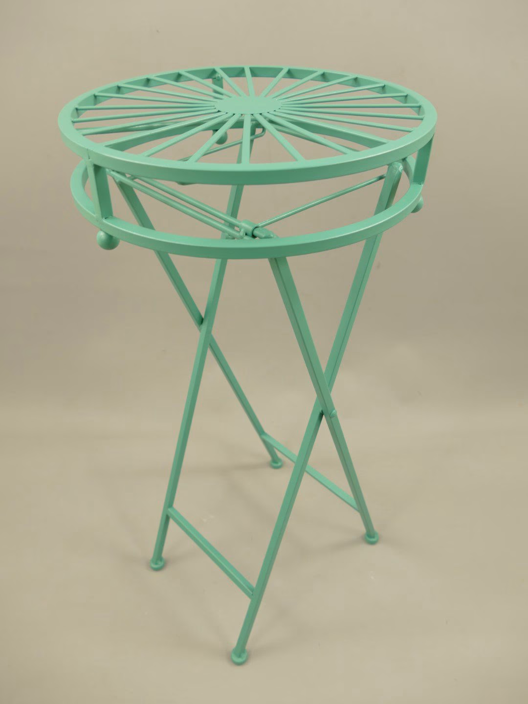 Bijzettafel rond groen 65 1 Bijzettafel rond groen 65