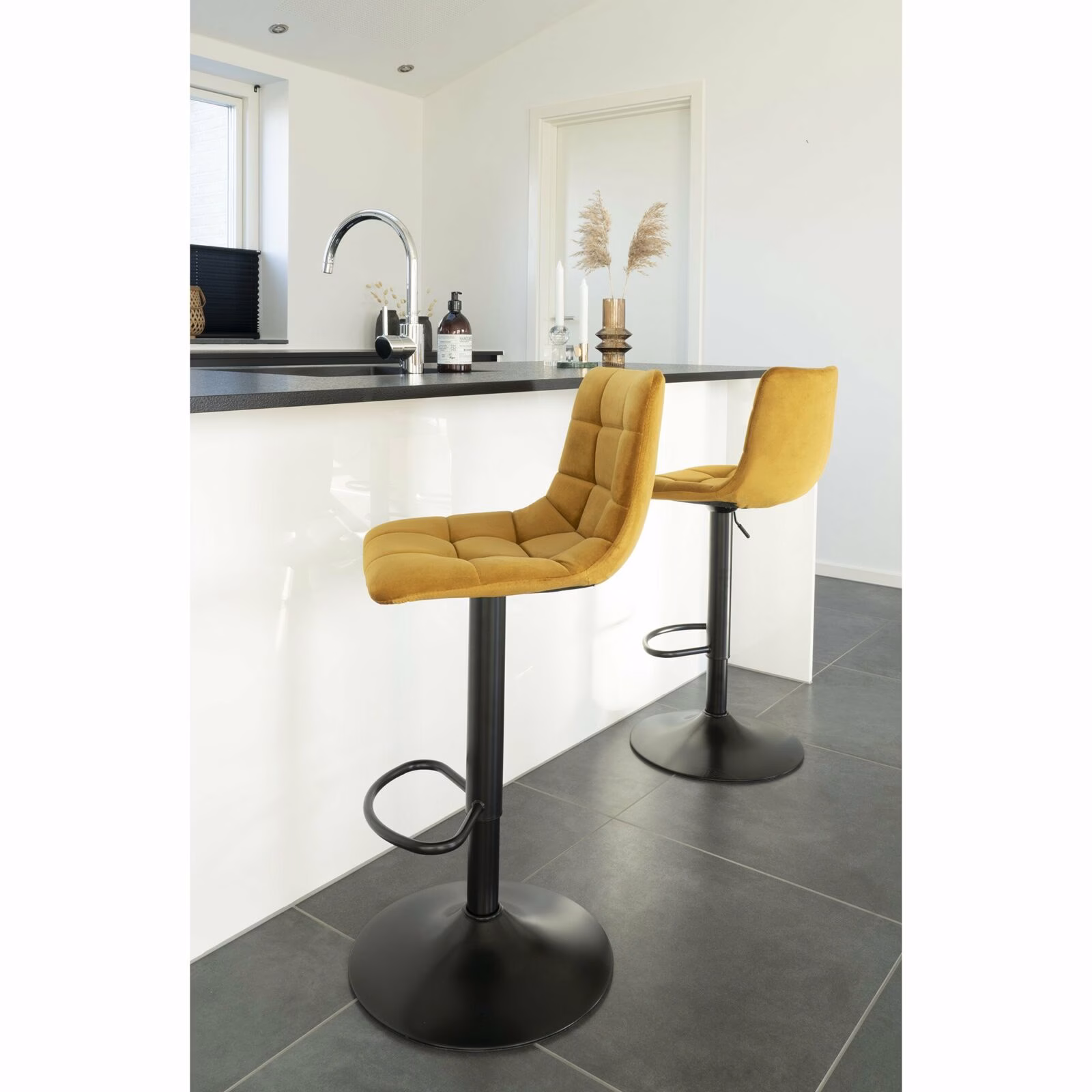 House Nordic Barstoel Middelfart mosterdgeel 2 House Nordic Barstoel Middelfart mosterdgeel - Afbeelding 2