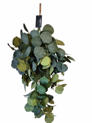 Sfeervol Eucalyptus toef met besjes