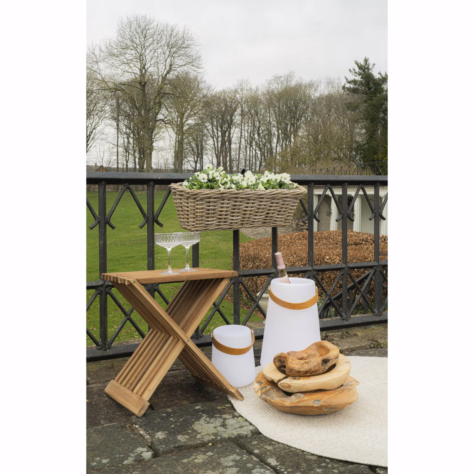 Erto Kruk – Massief Teakhout | 45 cm Hoog | Natuurlijke Look 2 Erto Kruk – Massief Teakhout | 45 cm Hoog | Natuurlijke Look - Afbeelding 2