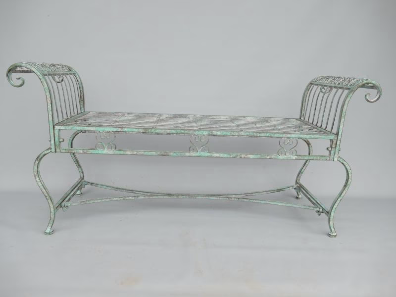 Loverbench van IJzer –134 cm Romantisch en Elegant Tuinbankje 4 loverbench-ijzer-romantisch-tuinbankje