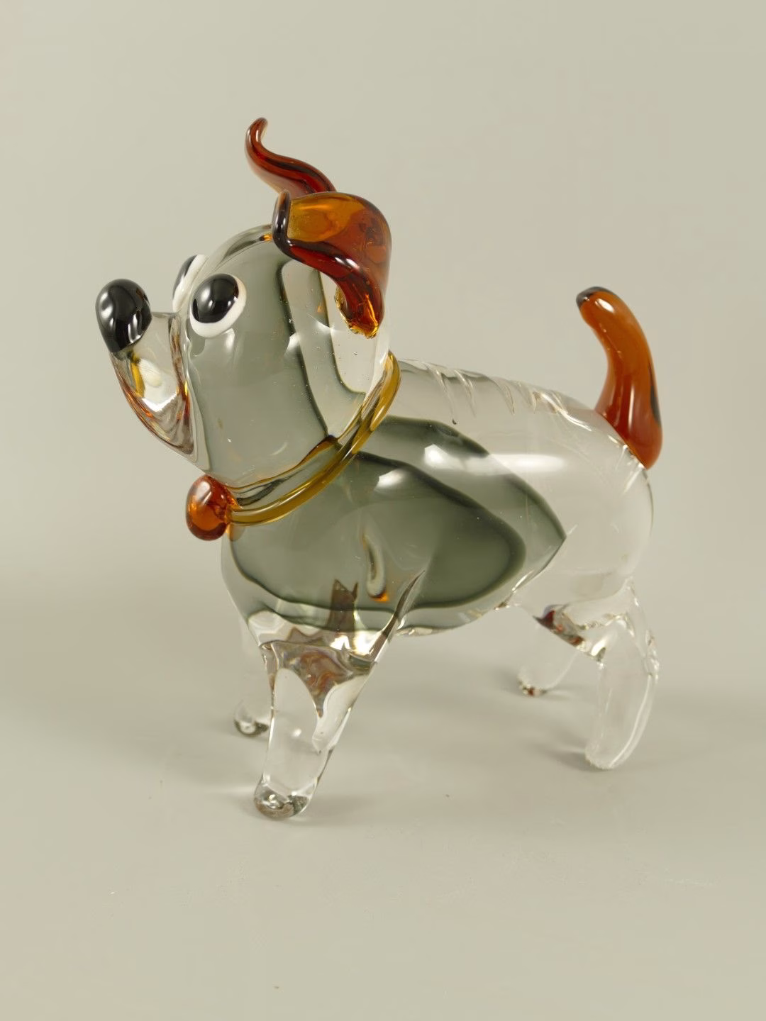 Murano Style Glazen Hond Beeldje – Handgemaakt Kunstobject 22 cm 3 Transparant en bruin glazen hond beeldje, Murano stijl – luxe woondecoratie