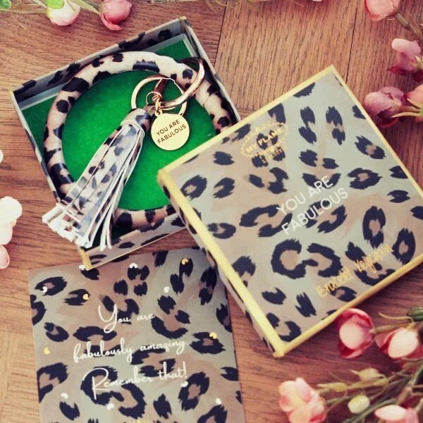 Luxe Vegan Leren Sleutelhanger Panterprint – Cadeau "You are Fabulous" 3 SLEUTELHANGER - YOU ARE FABULOUS - PANTER
