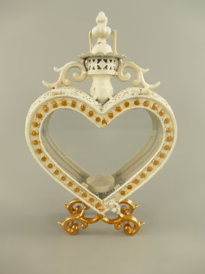 Hartvormige lantaarn wit goud